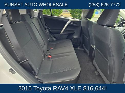 Used 2015 Toyota RAV4 XLE FWD image 22