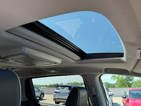 Certified 2024 Honda Odyssey Elite image 9