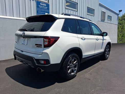 Used 2024 Honda Passport TrailSport image 10