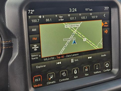Used 2022 Jeep Wrangler Unlimited Sahara AWD/4WD image 24