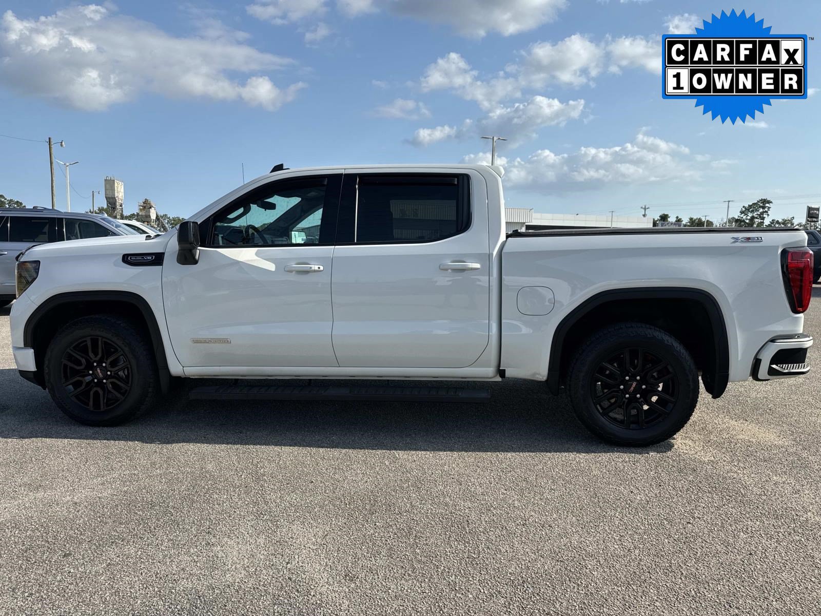 Used 2024 GMC Sierra 1500 Elevation w/ X31 Off-Road Package AWD/4WD image 7