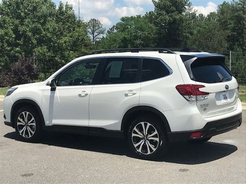 Certified 2024 Subaru Forester Limited AWD/4WD image 3