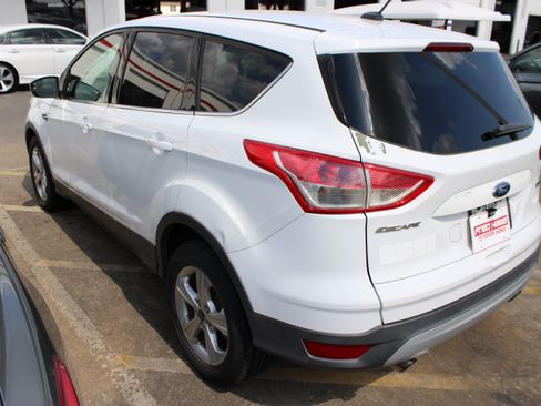 Used 2015 Ford Escape SE FWD image 7