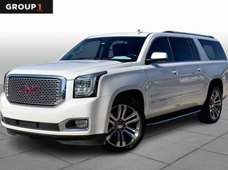 Used 2017 GMC Yukon XL Denali video 1