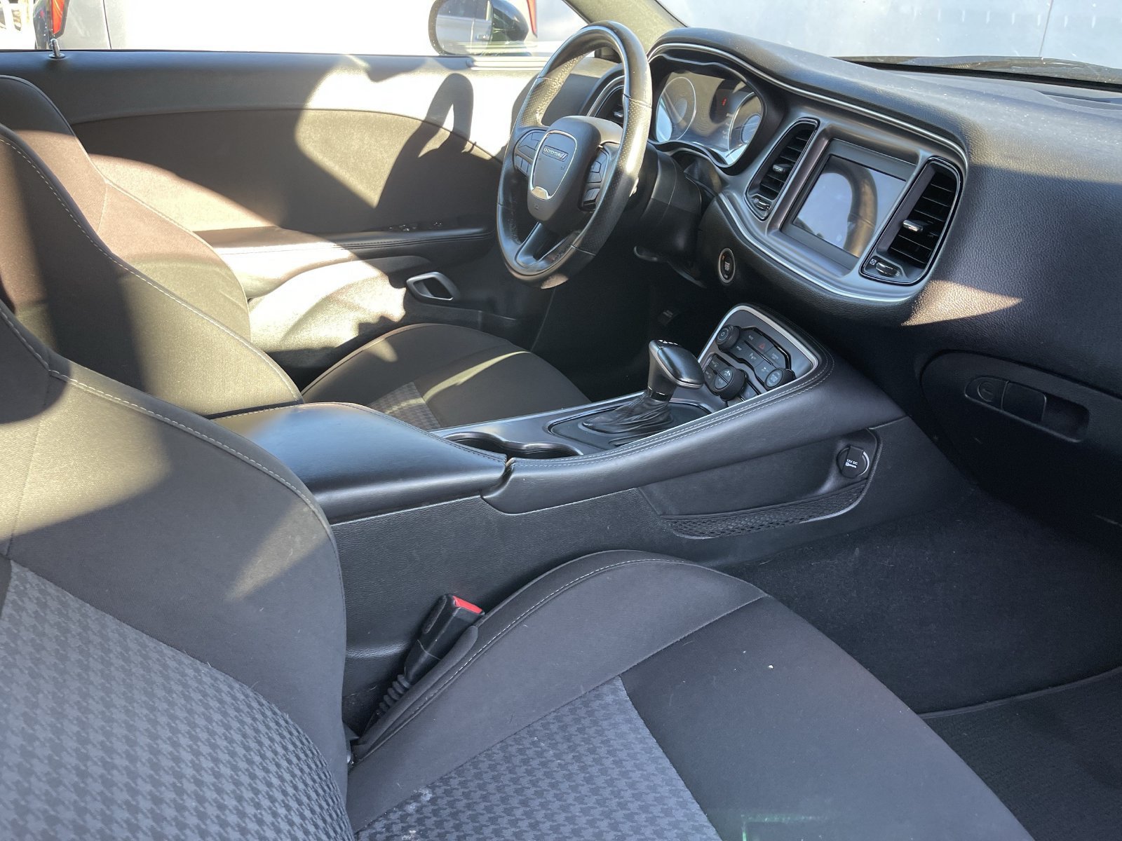 Used 2019 Dodge Challenger R/T w/ Performance Handling Group RWD image 5