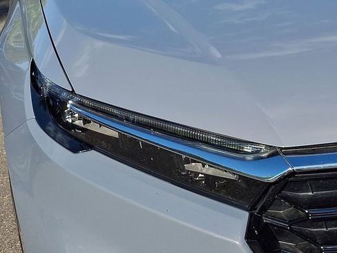 Used 2025 Honda CR-V EX-L image 9