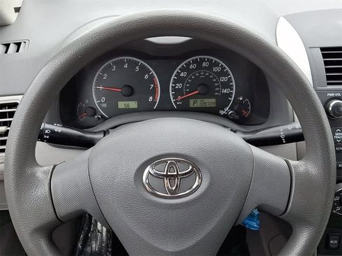 Used 2010 Toyota Corolla image 20