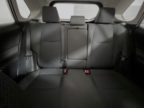 Used 2022 Toyota RAV4 LE image 32