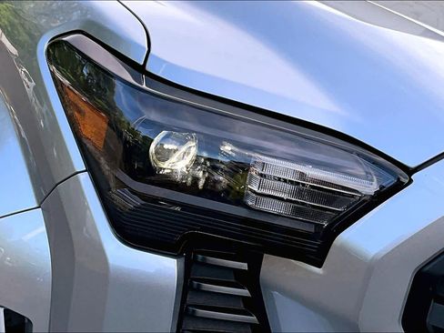 Used 2025 Toyota Tacoma SR5 RWD image 27