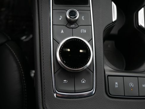 Used 2025 Cadillac XT4 Premium Luxury image 30