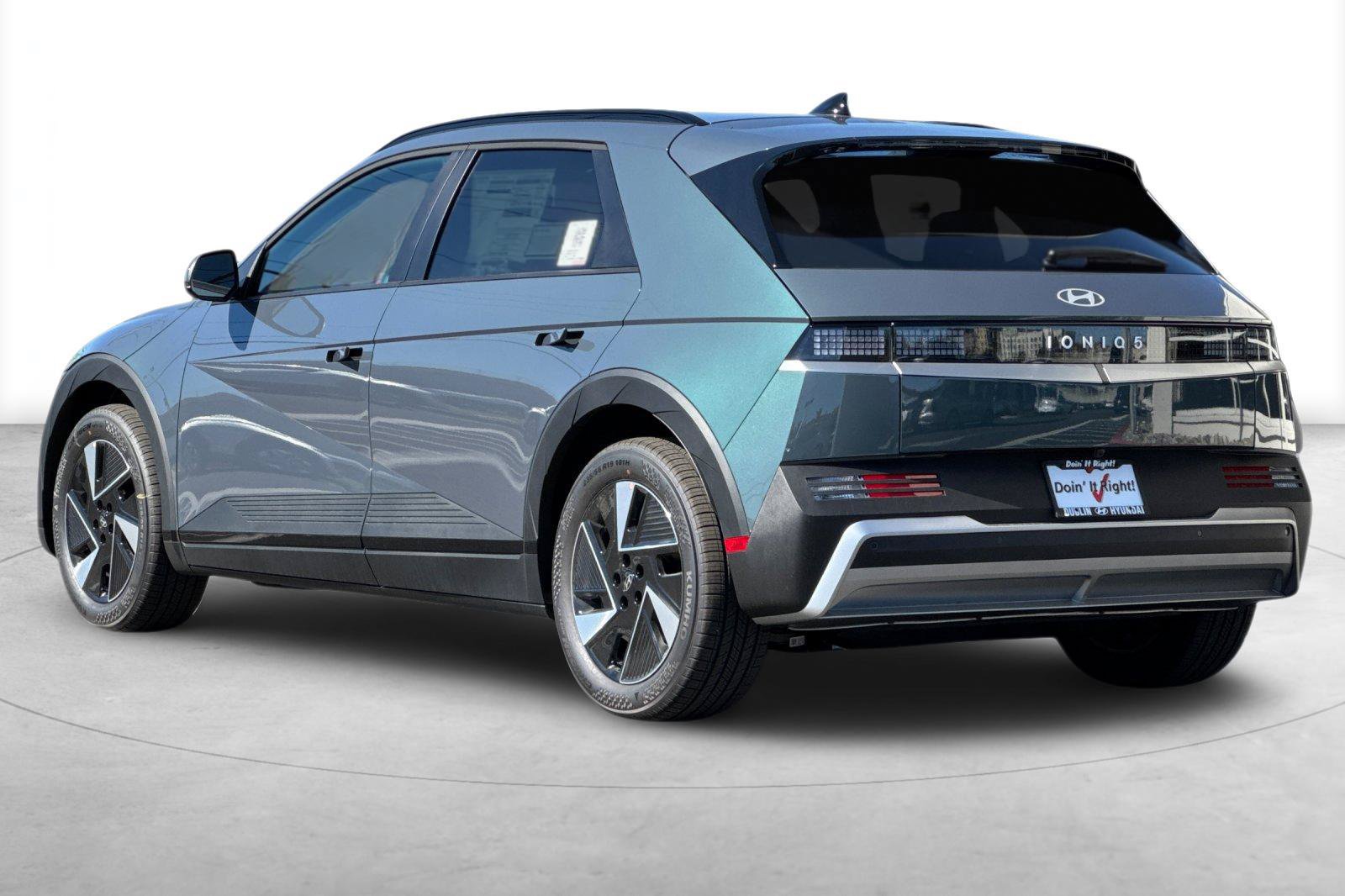 New 2027 Hyundai Ioniq 5 SEL RWD image 4