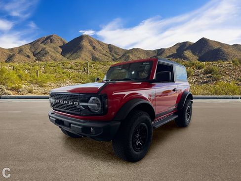 Used 2022 Ford Bronco Wildtrak AWD/4WD image 2