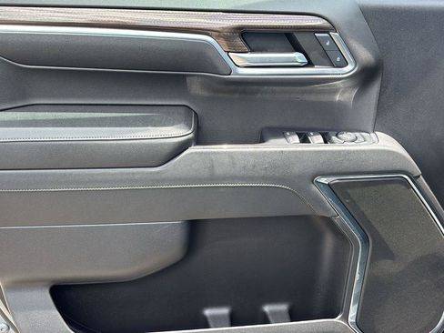 Certified 2023 Chevrolet Silverado 1500 LT AWD/4WD image 16