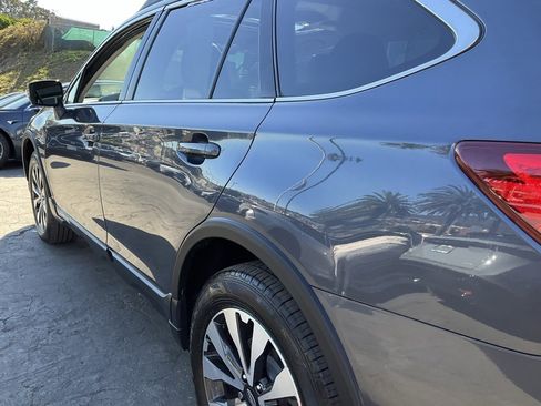Used 2017 Subaru Outback 2.5i Limited image 80
