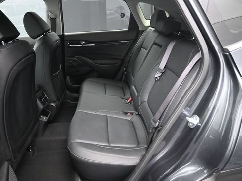 Certified 2025 Kia Seltos SX w/ SX Sunroof Package AWD/4WD image 21