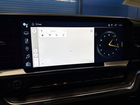 Used 2024 Chevrolet Silverado 1500 LTZ w/ Z71 Off-Road Package image 19