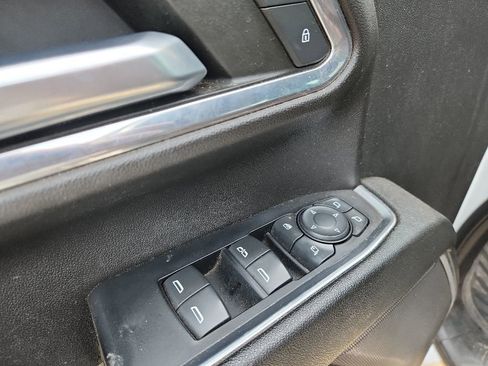 Used 2024 Chevrolet Silverado 2500 LT AWD/4WD image 13