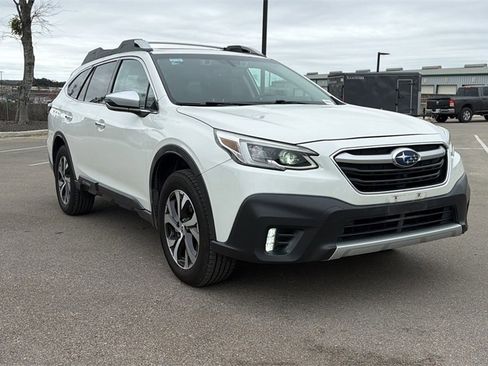 Used 2020 Subaru Outback Touring w/ Popular Package #2 image 9