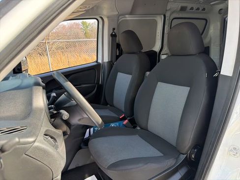 Used 2018 RAM ProMaster City Tradesman image 18