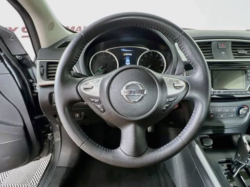 Used 2017 Nissan Sentra SV FWD image 12