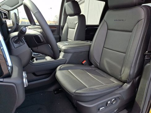 New 2026 GMC Sierra 2500 Denali image 6