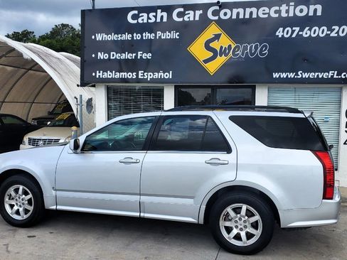 Used 2009 Cadillac SRX 2WD w/ Third Row Seating Package image 8