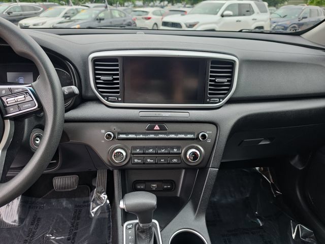 Used 2022 Kia Sportage LX AWD/4WD image 17
