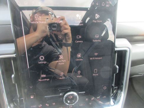 New 2026 GMC Yukon Denali image 19