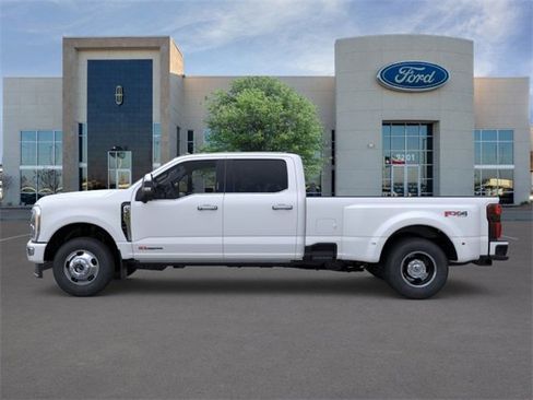 New 2026 Ford F350 Platinum image 3
