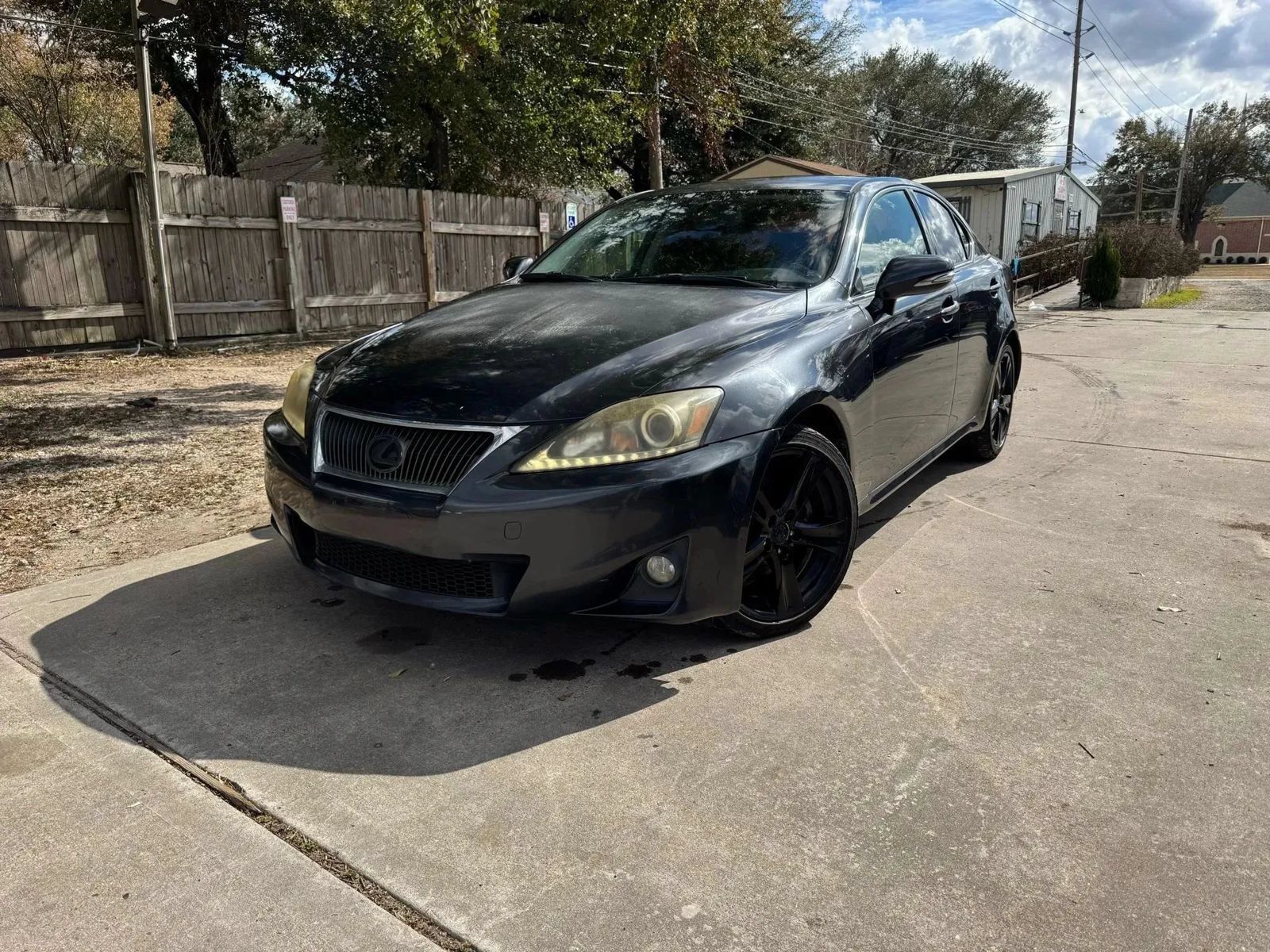 Used 2011 Lexus IS 250 w/ Premium Pkg Value Edition RWD image 2