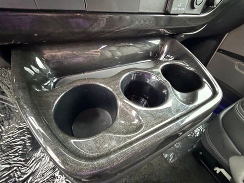 Used 2022 Chevrolet Express 2500 Extended w/ Enhanced Convenience Package image 15