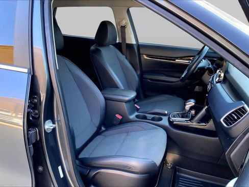 Used 2023 Kia Seltos S w/ Navigation Package FWD image 9
