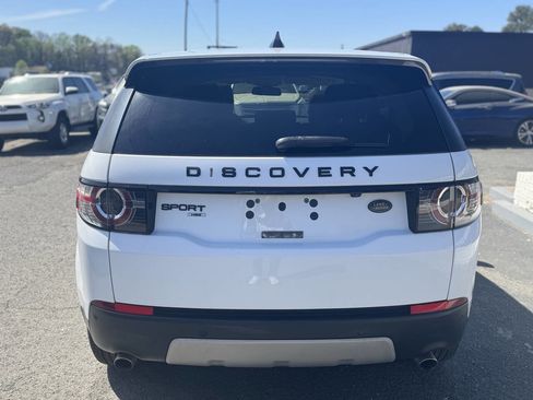 Used 2017 Land Rover Discovery Sport HSE image 5