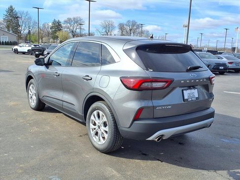 Used 2023 Ford Escape Active image 31