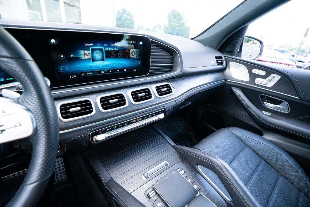 Used 2023 Mercedes-Benz GLS 450 4MATIC image 35