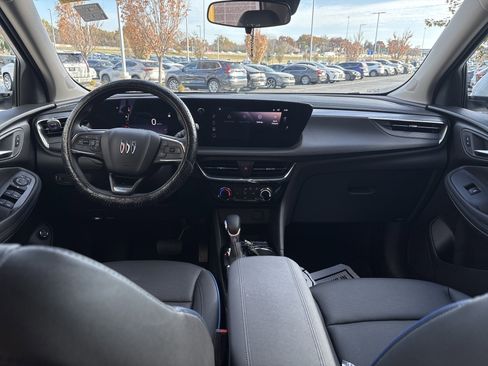 Used 2025 Buick Encore GX Sport Touring w/ Comfort Package image 27