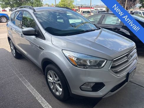 Used 2018 Ford Escape SE AWD/4WD image 1