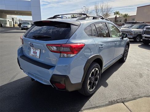 Used 2023 Subaru Crosstrek 2.0i Premium image 4