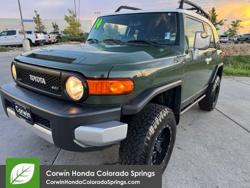 Used 2014 Toyota FJ Cruiser 4WD w/ Upgrade Package image 4