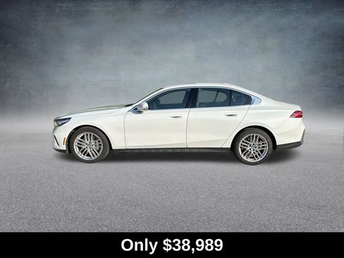 Used 2025 BMW 228i xDrive w/ Premium Package image 6