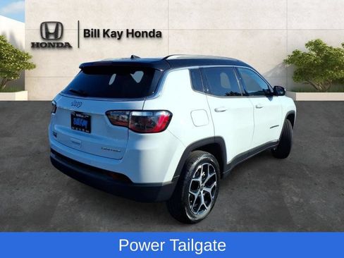 Used 2026 Jeep Compass Limited AWD/4WD image 3