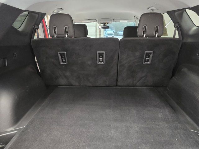Used 2019 Chevrolet Blazer LT FWD image 23