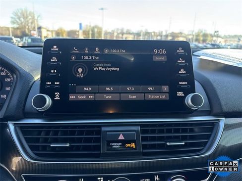 Used 2018 Honda Accord Sport image 17