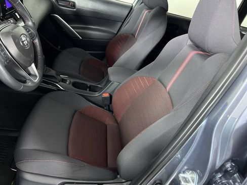 Used 2024 Toyota Corolla Cross AWD Hybrid image 19
