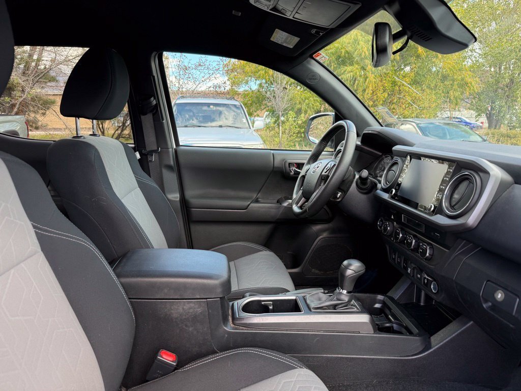 Used 2023 Toyota Tacoma TRD Sport w/ Advanced Technology Package AWD/4WD image 14