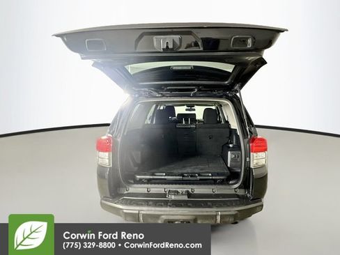 Used 2011 Toyota 4Runner Trail AWD/4WD image 29