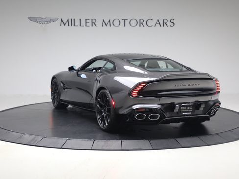 Used 2026 Aston Martin Vanquish RWD image 5