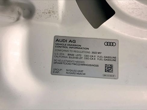 Used 2022 Audi Q5 e Premium Plus image 31