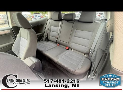 Used 2012 Volkswagen Golf 2-Door FWD image 15