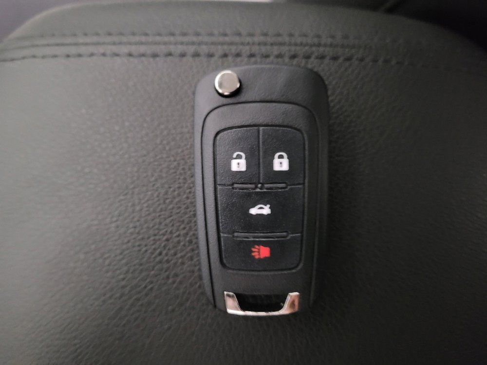 Used 2014 Chevrolet Cruze LS FWD image 32